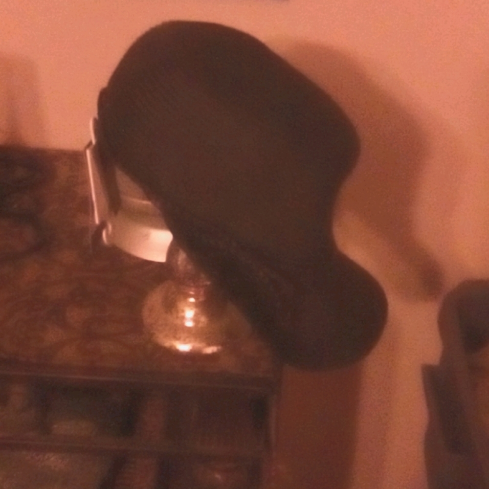 Hat - Picture 4 of 6